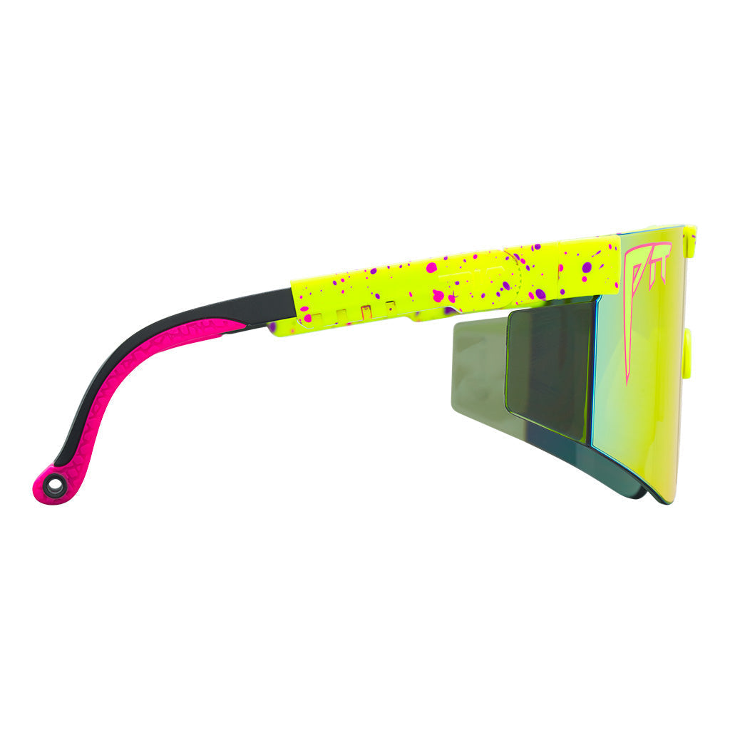 Angled view of The 1993 Original 2.0 with z87+ rainbow / regular lens on white background