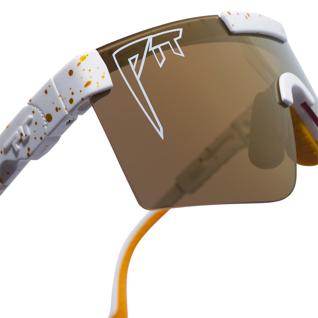 Studio view of The Bel Air Original 2.0 with hdpv polarized gold / regular lens