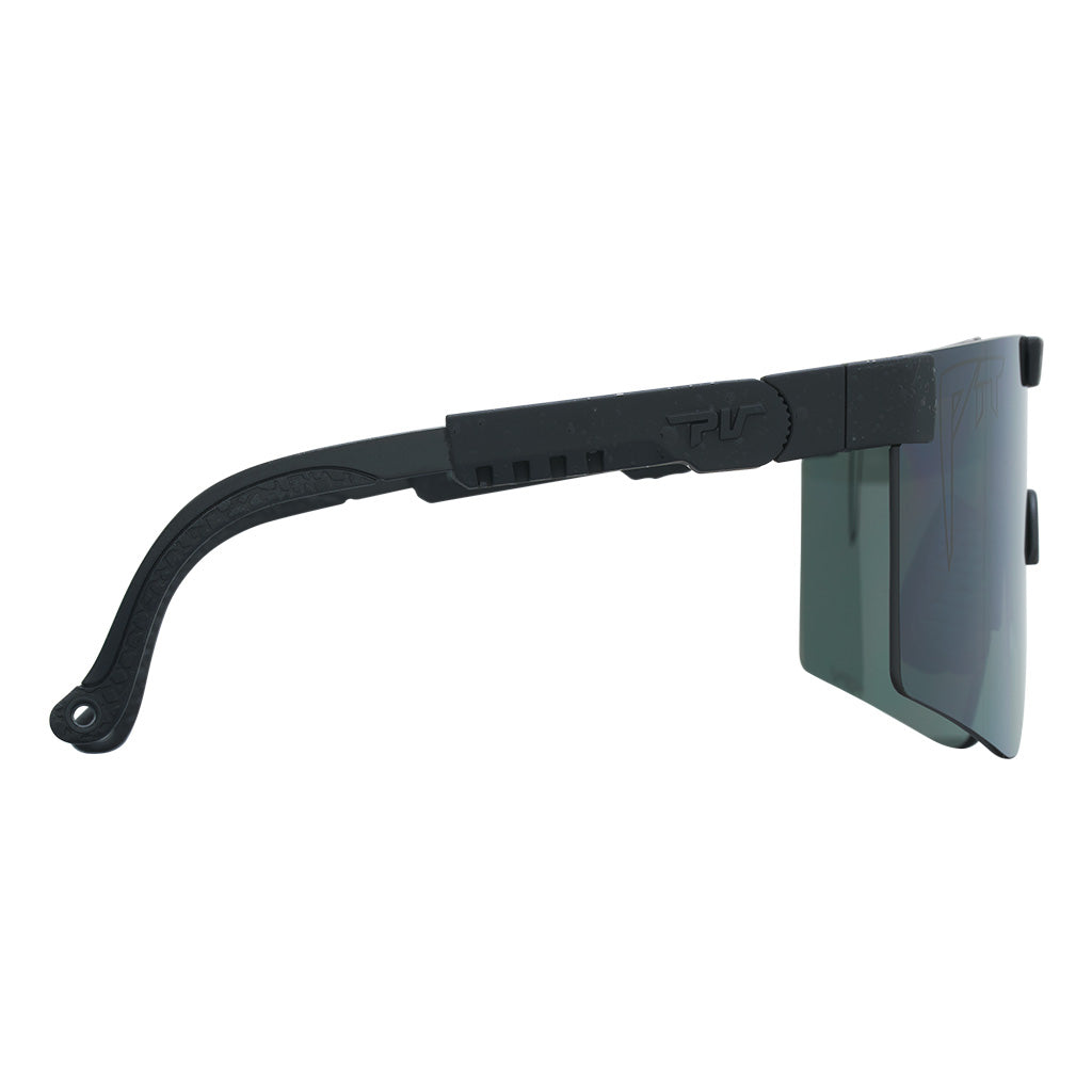 Angled view of The Blacking Out Original 2.0 with hdpv polarized mirror / regular lens on white background