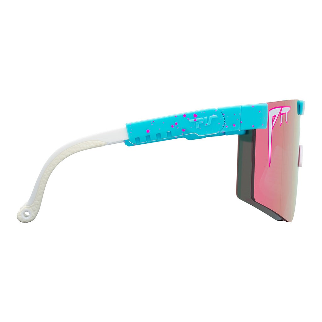 Angled view of The Gobby Original 2.0 with hdpv polarized pink / regular lens on white background