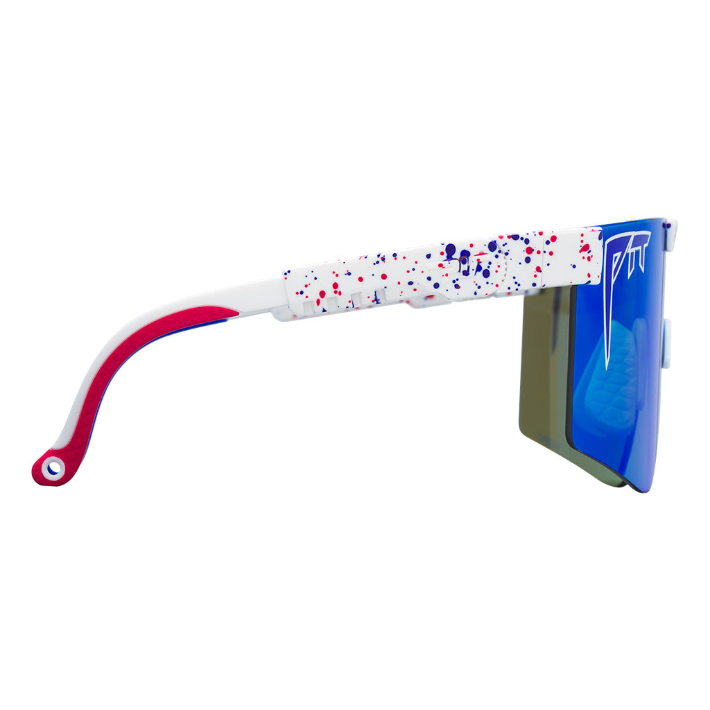 Angled view of The Merika Original 2.0 with hdpv polarized blue / regular lens on white background