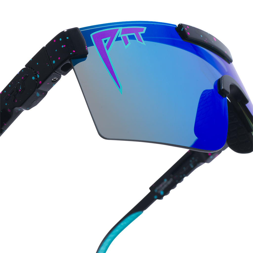 Angled view from the bottom of The Midnight Original 2.0 with hdpv polarized blue / regular lens on white background