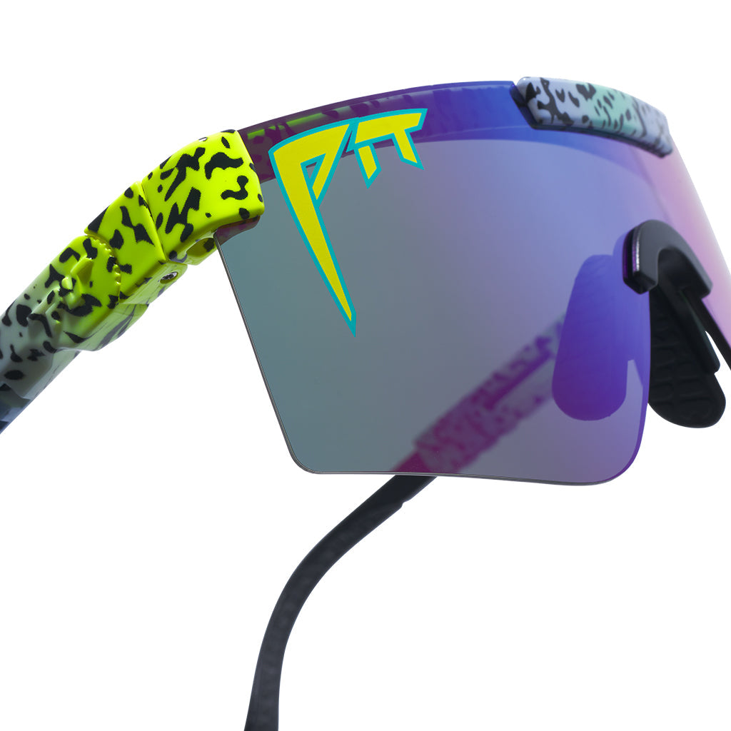 Studio view of The Rec Beach Original 2.0 with hdpv polarized blue-purple / regular lens