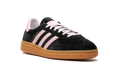 Adidas Handball Spezial WMNS "Black / Pink" | Baskets Femme Rétro | IE5897