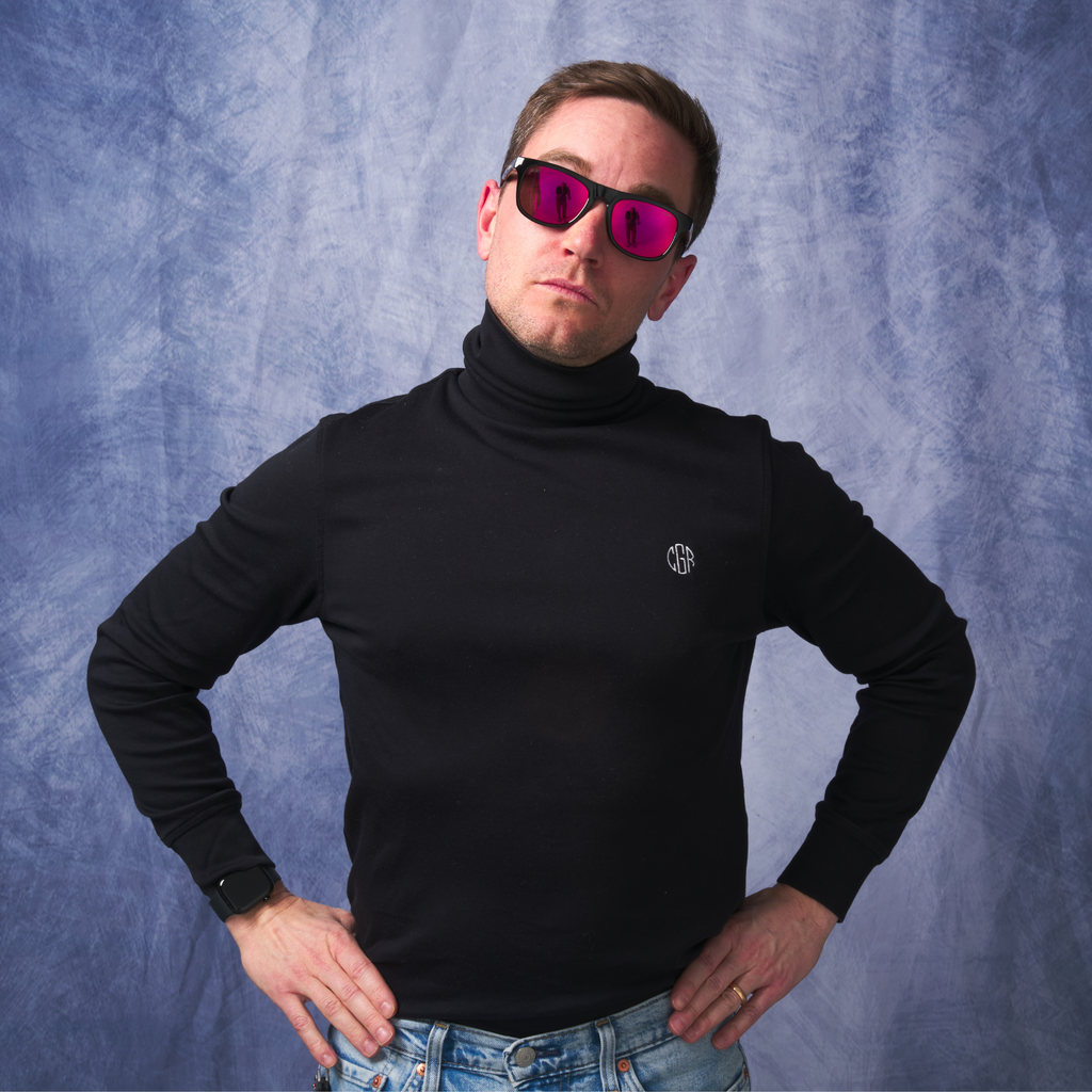 Person wearing The Exec Highball with HDPV Polarized Red lens