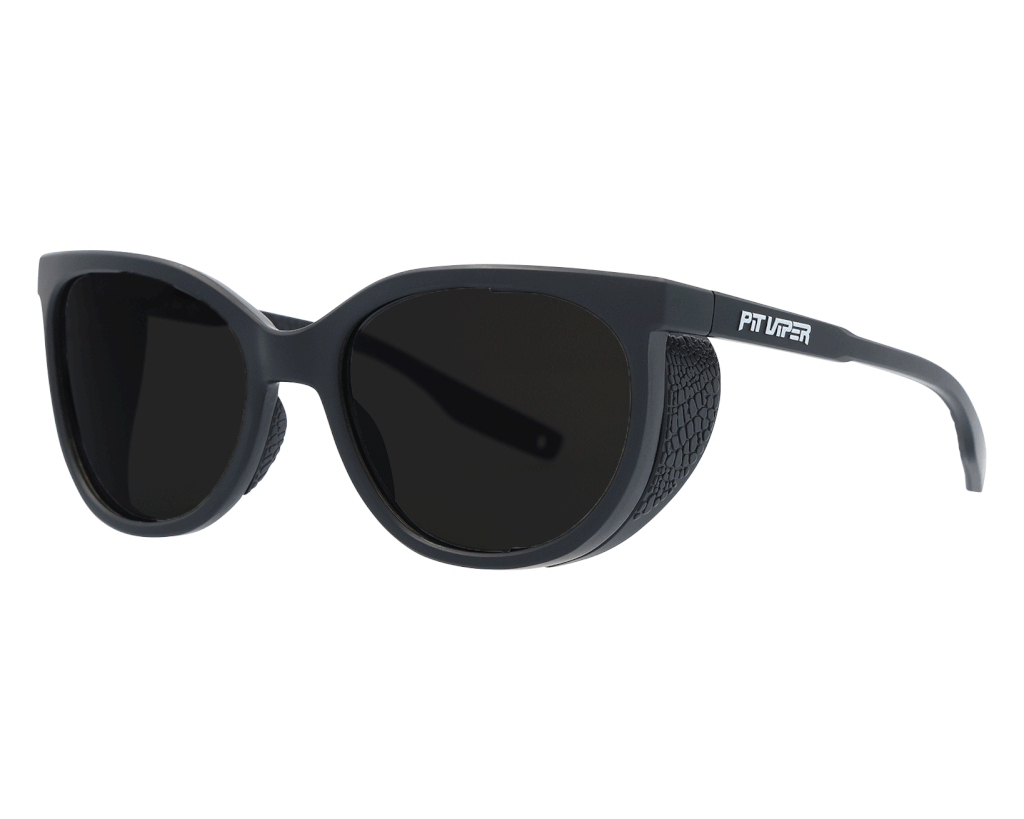 Angled view of The Exec Fondue with polarized smoke lens on white background