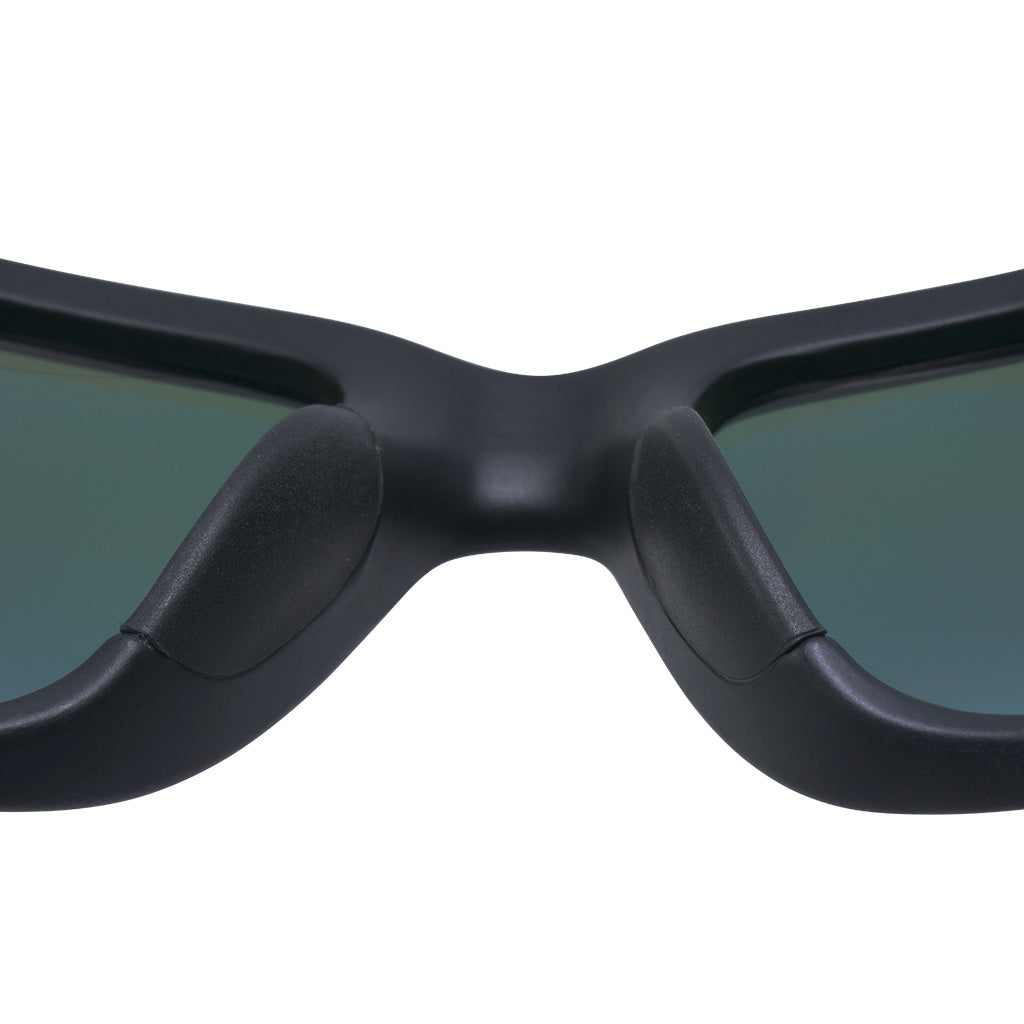 Studio view of The Exec Somox with hdpv polarized blue lens