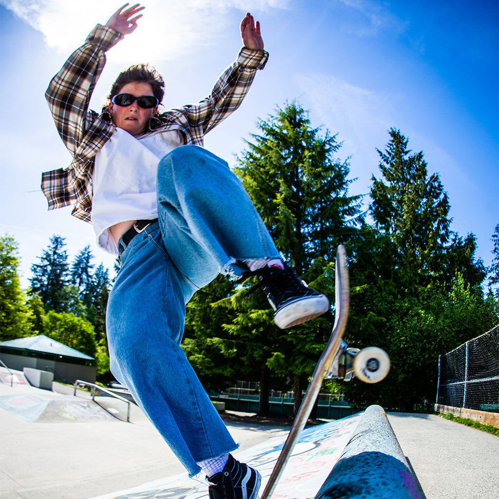 Person wearing The Exec Slammer with Smoke lens
