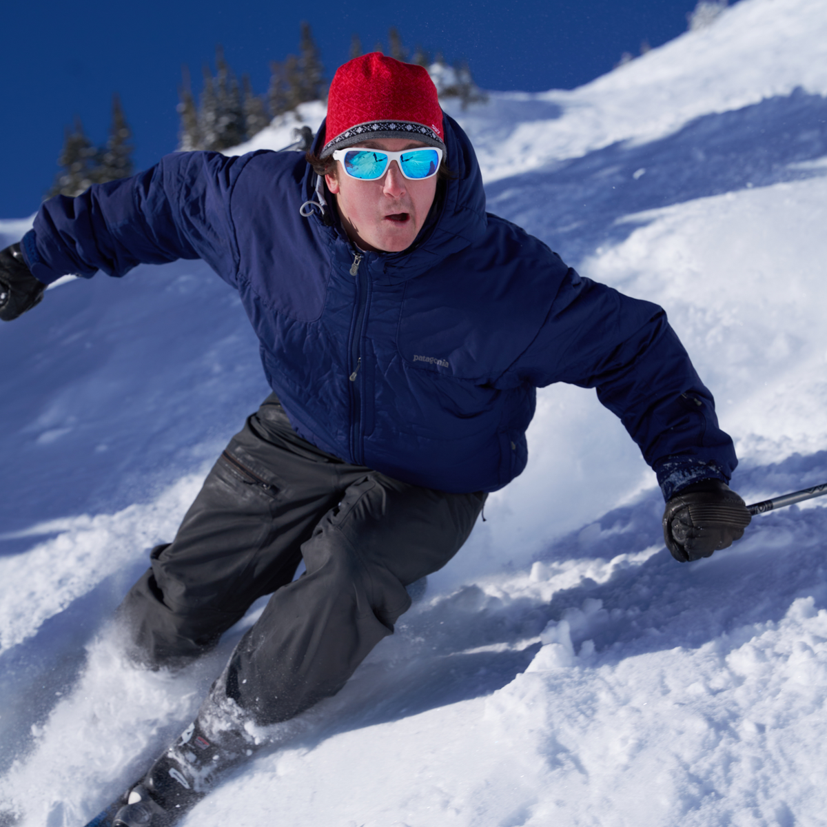 Person wearing The Miami Nights Somox with Blue lens
